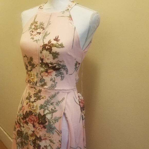 SZ. 2 Left!Gorgeous floral dress from UK designer! - Picture 5 of 7